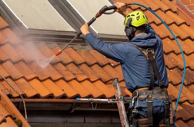 Démoussage et hydrofuge de toiture à Rely